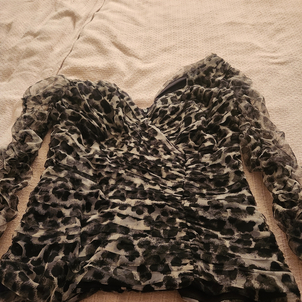 Tadashi Shoji Black and Gray Animal Print Blouse